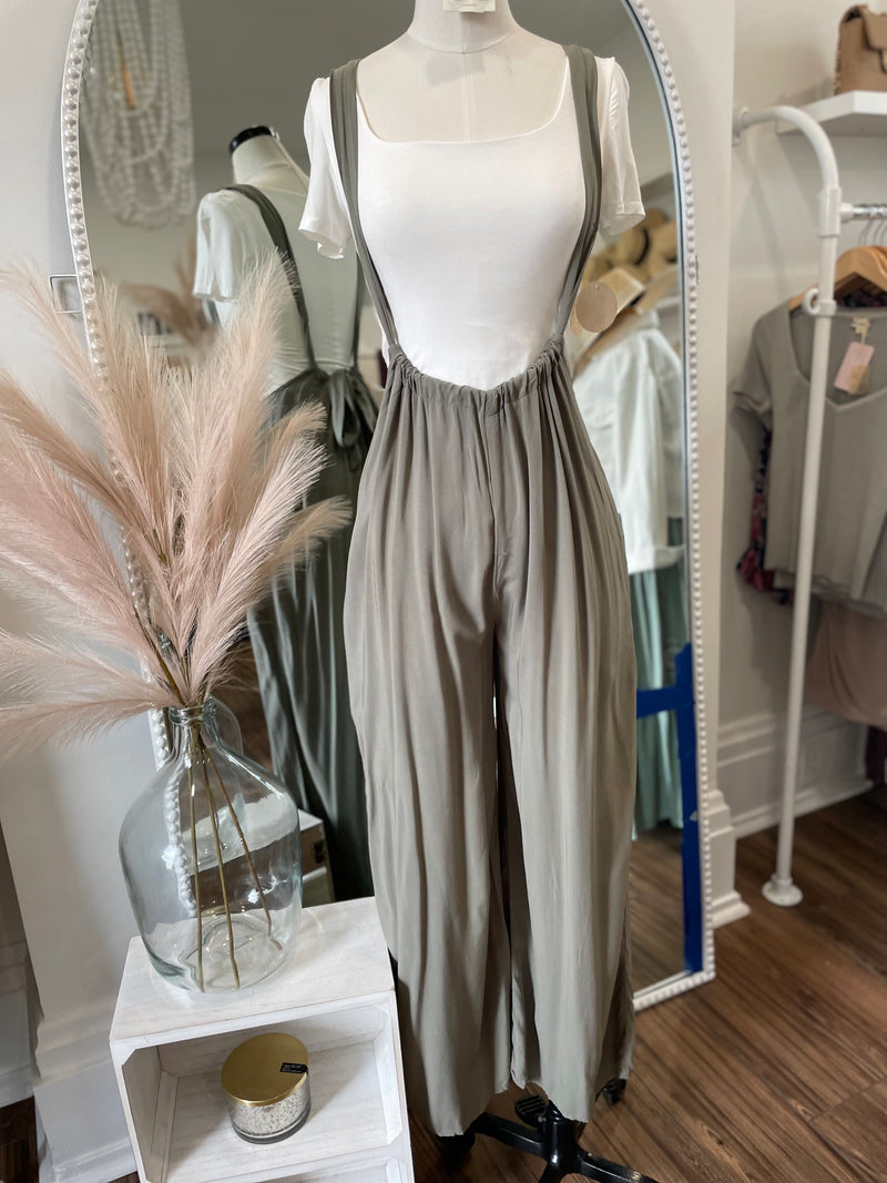 Cropped Vibin Boho Jumpsuit-Olive