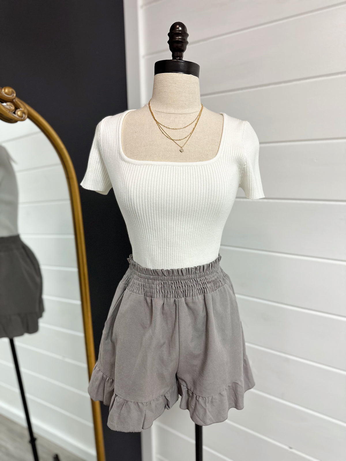 Relaxed Day Smocked Shorts