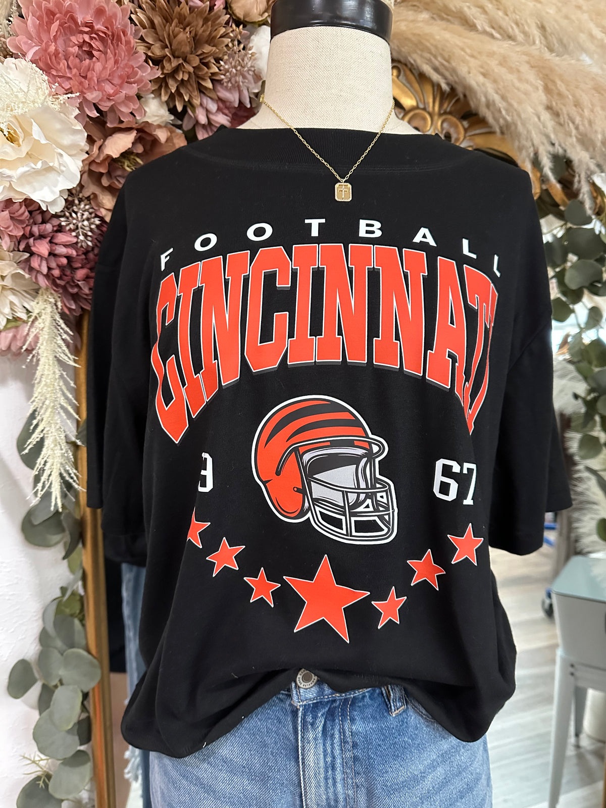 Cincinnati Stars Cropped Boxy Black Tee