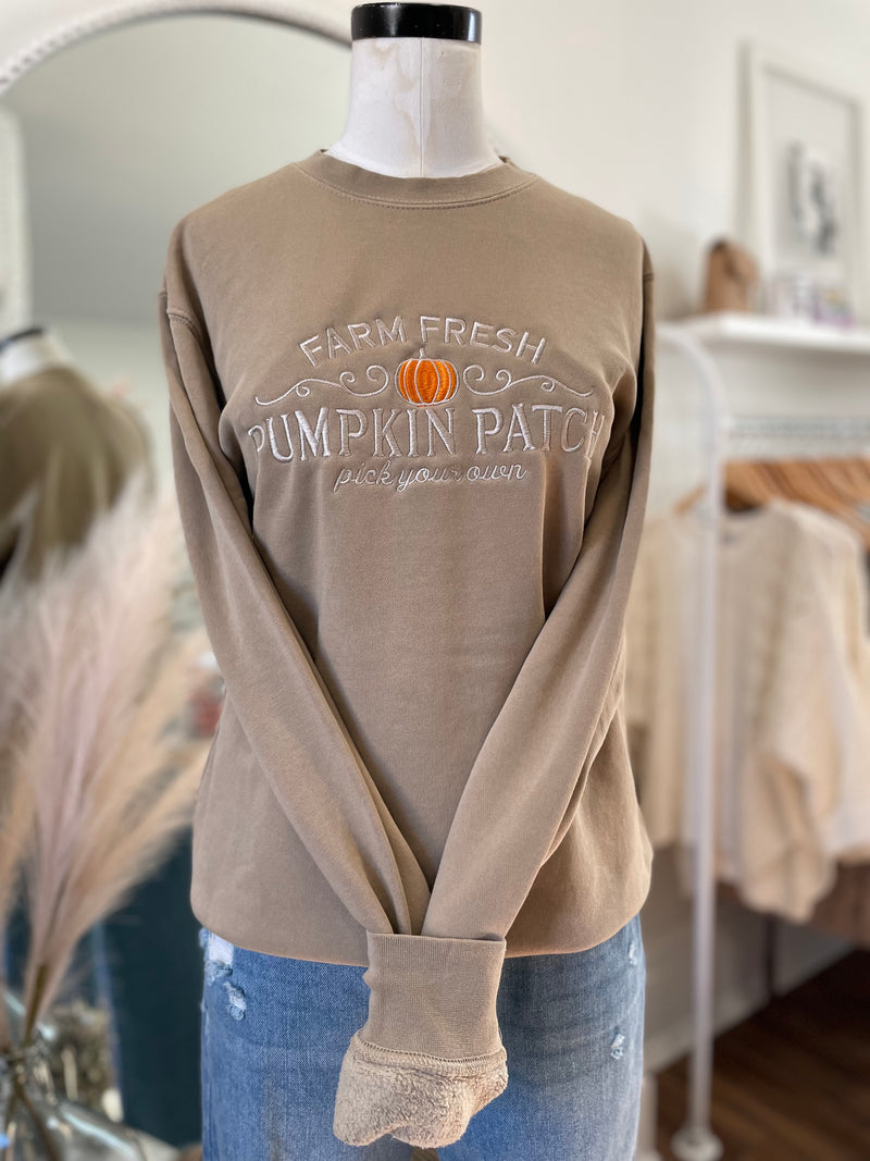 Pumpkin Patch Embroidered Crewneck-Tan