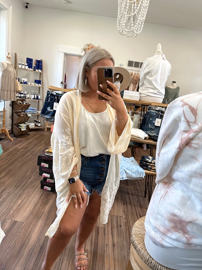 Floral Vine Kimono-Cream