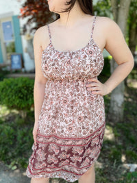 Making Memories Paisley Print Dress