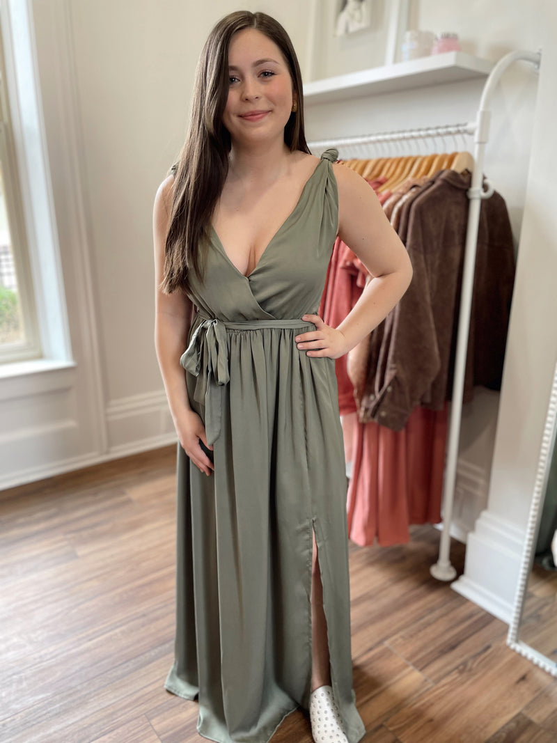 Chic, Gorgeous Maxi Dress
