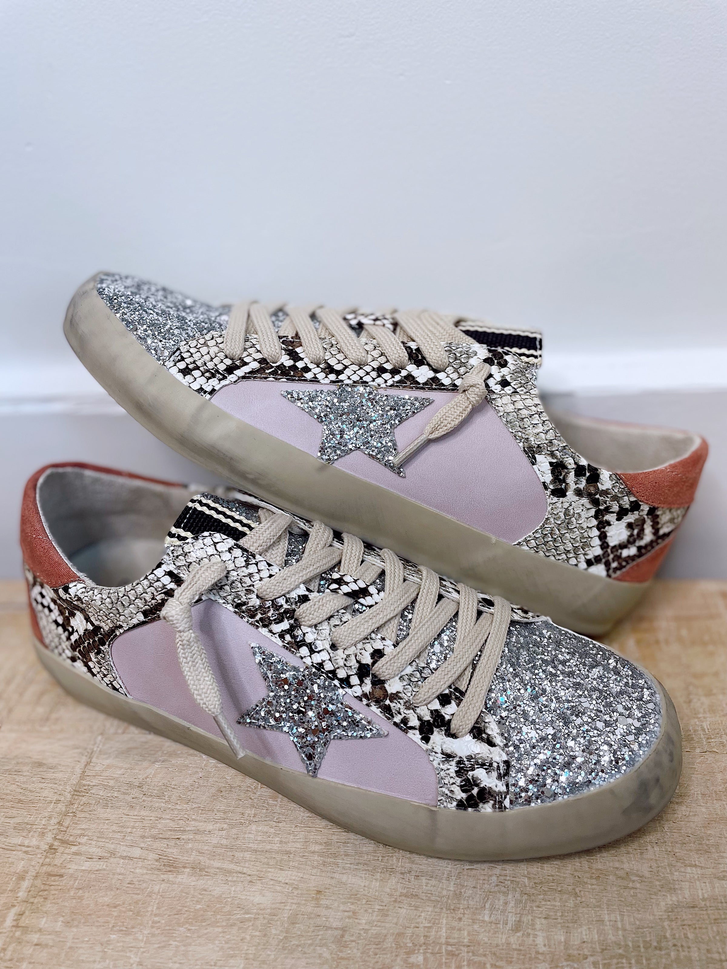 ZZZ Paula Star Sneaker-Lilac – Golden Grace Boutique