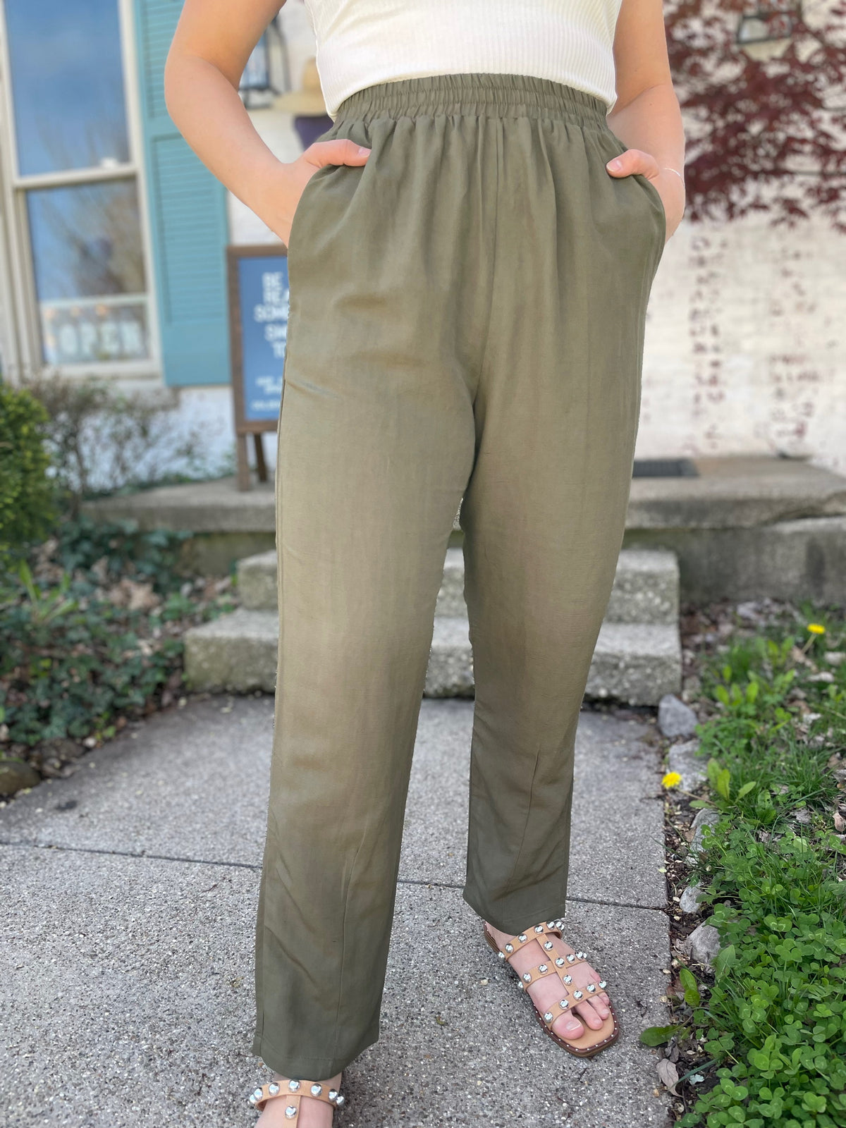 Breezy Day Linen Pants