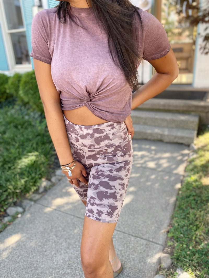 Delta Spotted Jacquard Highwaist Biker Shorts-Iris/Bark