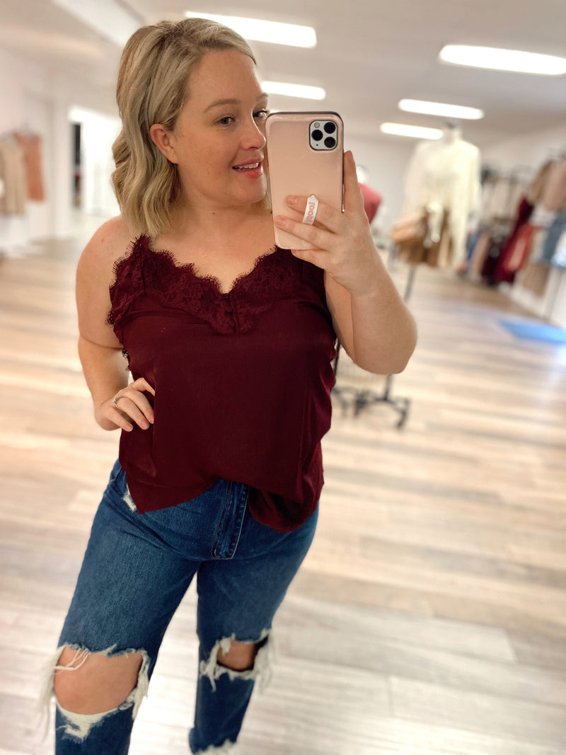 Curvy Chantria Button Detail Satin Cami-Wine
