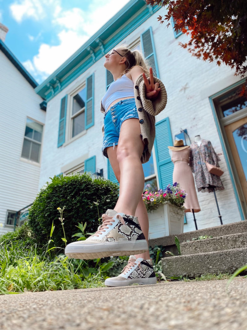 Paulina Star Sneakers