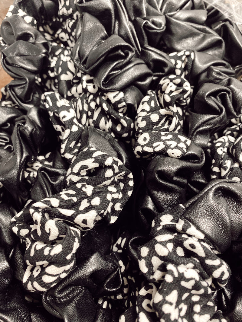 Leopard Leather Scrunchie- Black/White