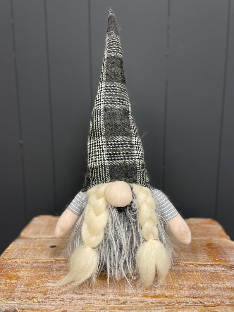 WWW Assorted Green Plaid Hat Gnomes