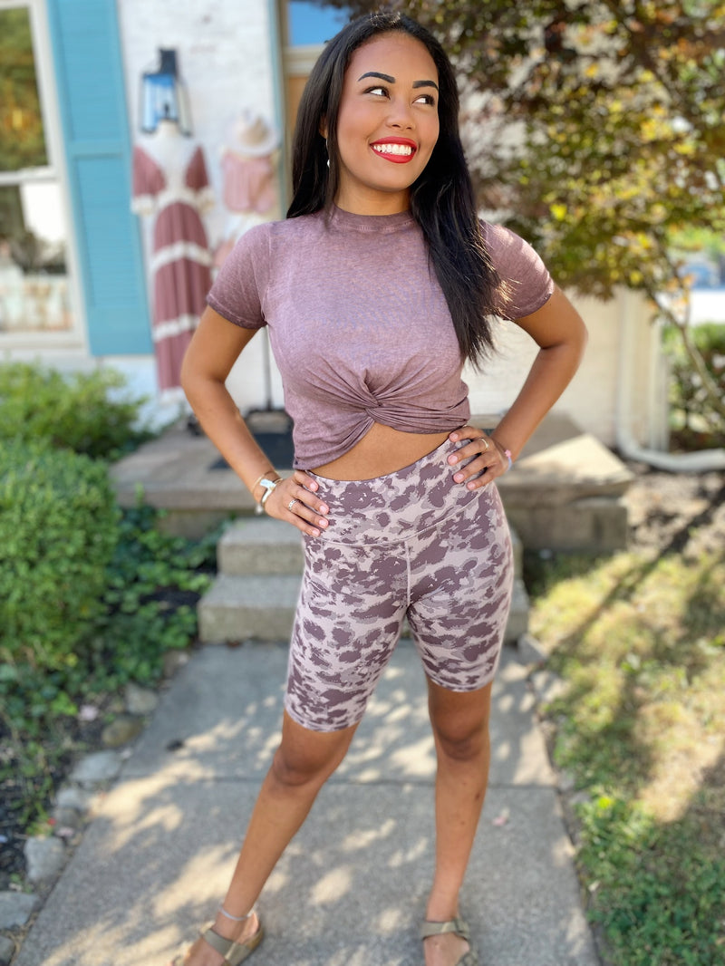 Riya Twist Front Cropped Tee-Burgundy