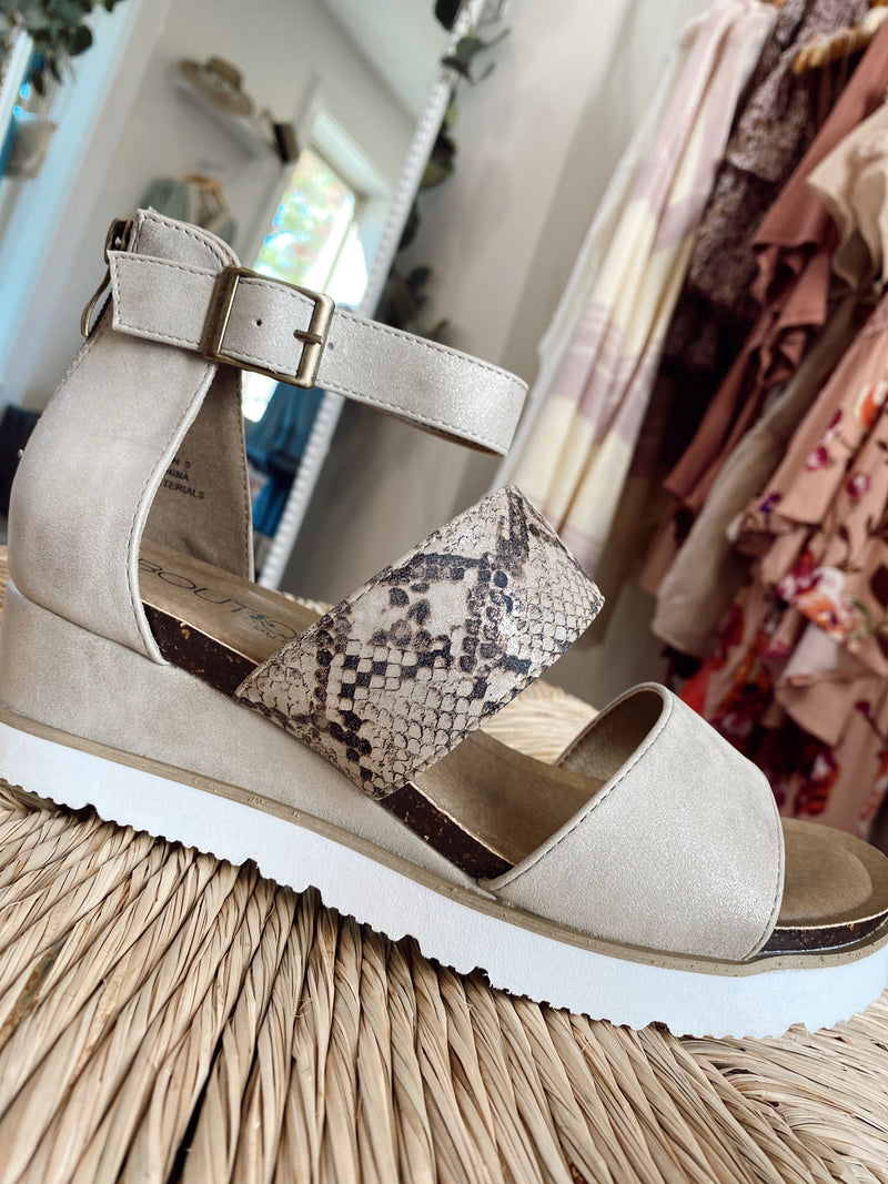 *Livingston Sandal By Corkys-Silver