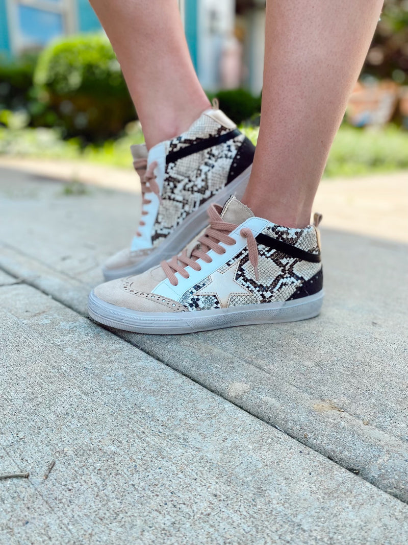 Paulina Star Sneakers