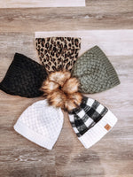 Black/White Buffalo Plaid Knit Pom Hat