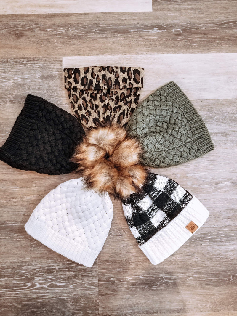 Black/White Buffalo Plaid Knit Pom Hat