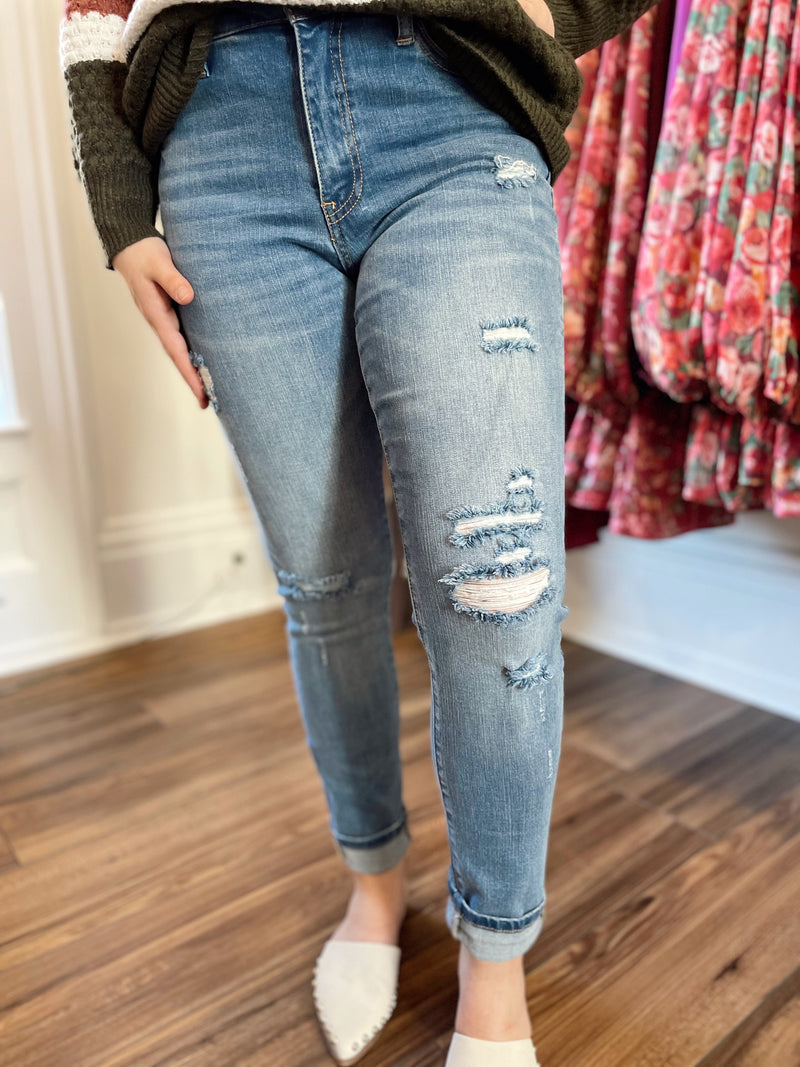 Adelyn Distressed Relaxed Skinny Jean