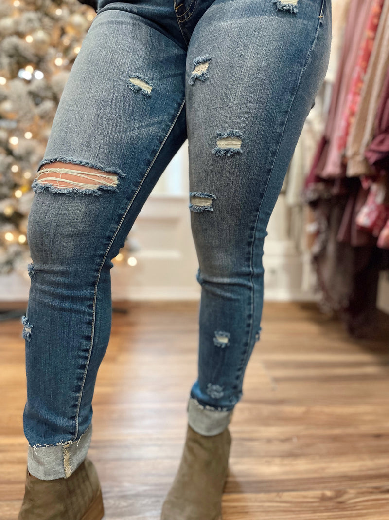 Bellini Distressed Skinny Jean