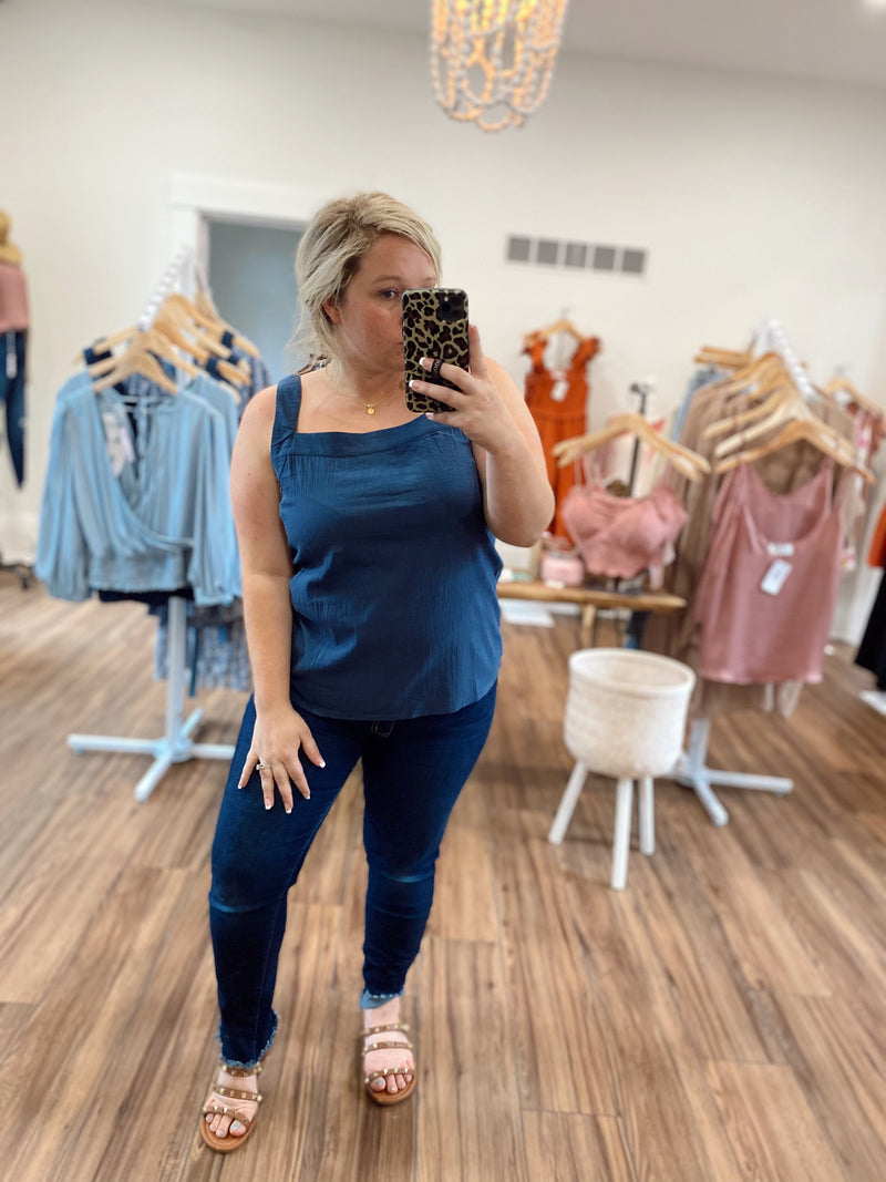 Kailah Linen Textured Square Neck Top-Navy