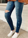 Bellini Distressed Skinny Jean