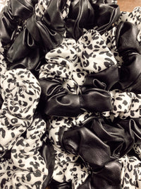 Leopard Leather Scrunchie- White/Black