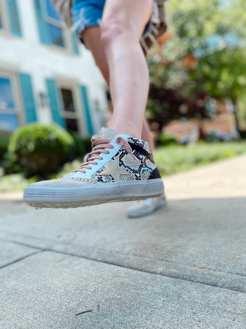 Paulina Star Sneakers