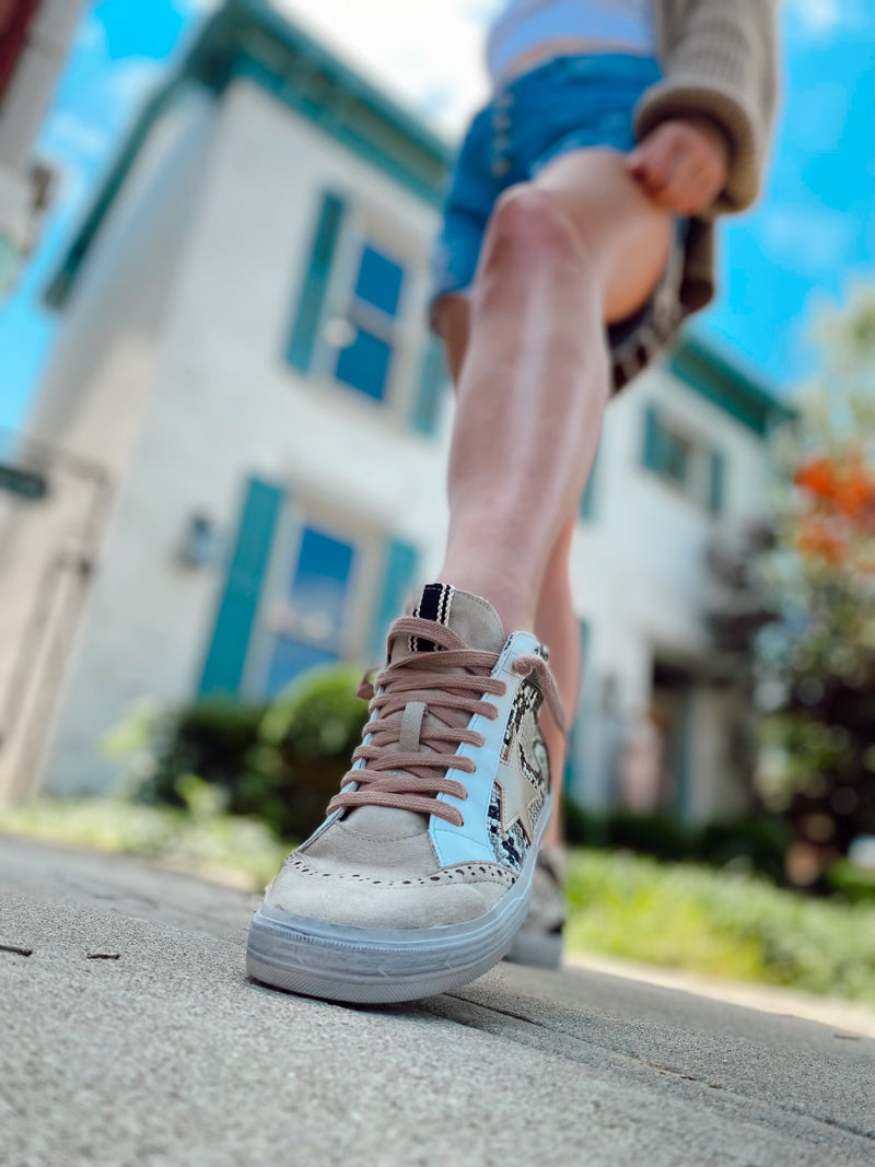 Paulina Star Sneakers