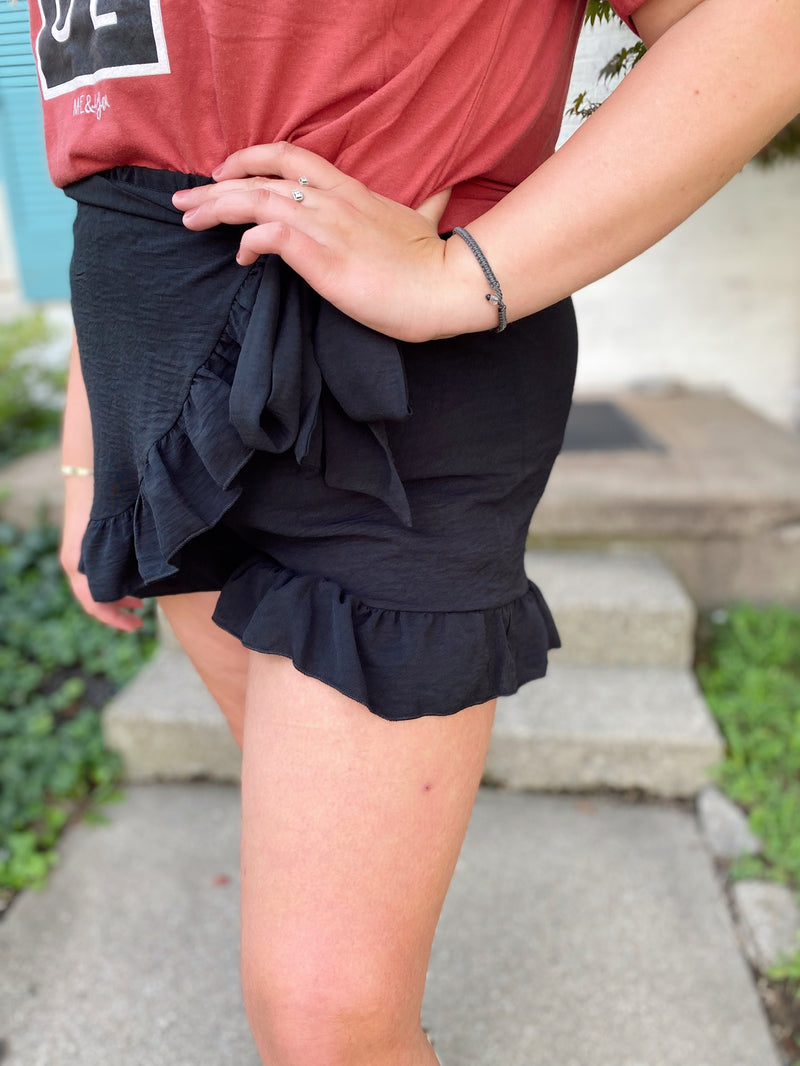 Jesse Self-Tie Ruffled Hem Skirt- Black