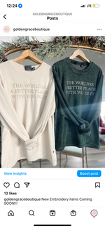 The World Embroidered Crewneck Green