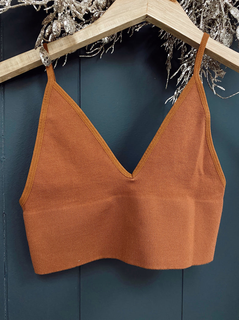 Luci Seamless Ribbed Triangle Spaghetti Brami-Camel