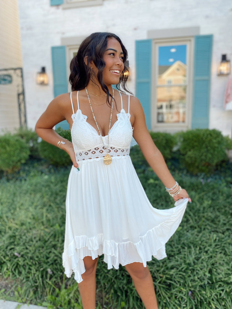 Ellie Scallop Lace Dress