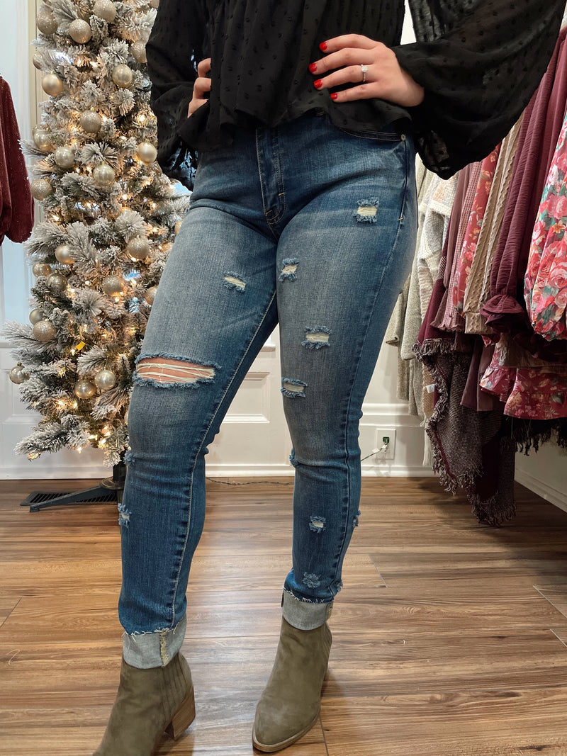 Bellini Distressed Skinny Jean