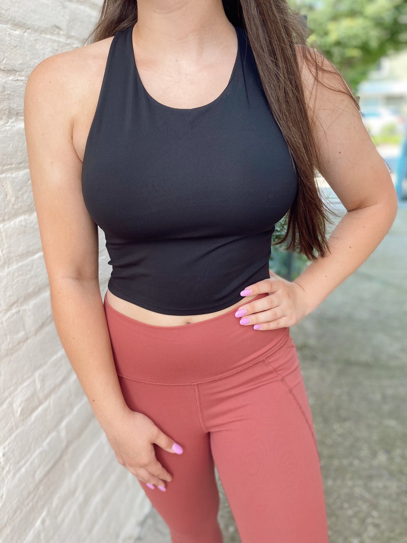 Serenity Athletic Cropped Tank-Black