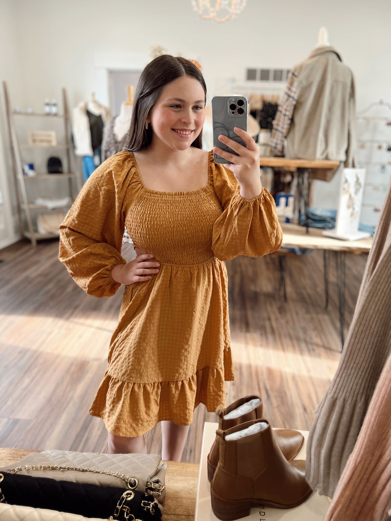 Charming Beauty Cut Out Woven Dress
