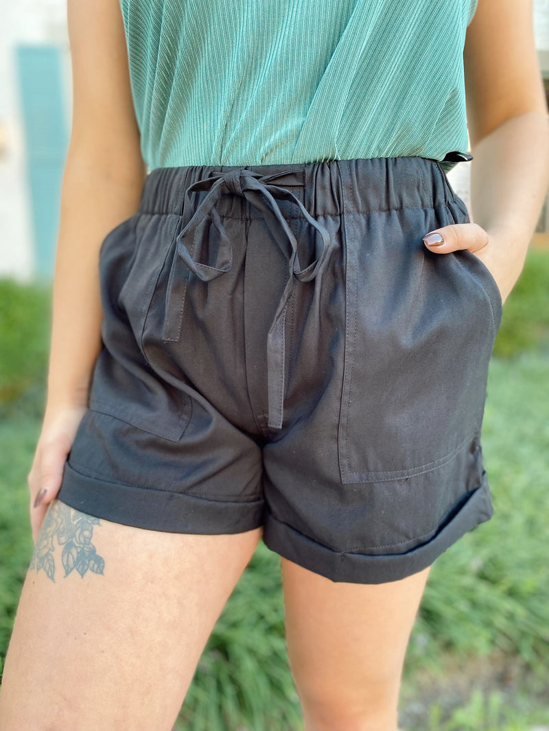 Lauryn Twill Shorts-Black