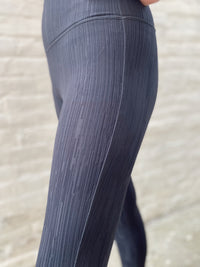 Rebecca Textured Lines Leggings